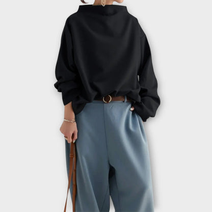 Women’s Casual Oversized Sweater with Relaxed Fit