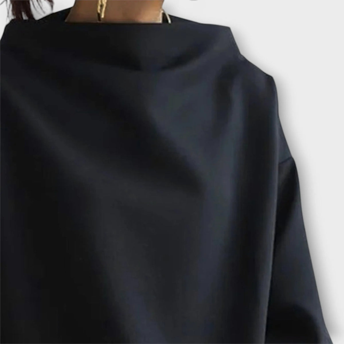 Women’s Casual Oversized Sweater with Relaxed Fit